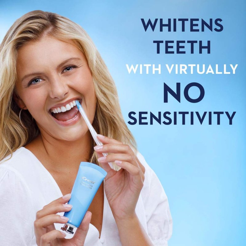 CREST WHITENING EMULSIONS LEAVE-ON TEETH WHITENING KIT - 0.88 OZ