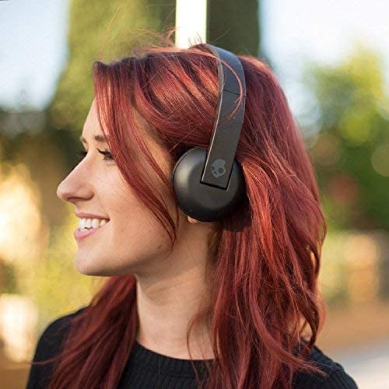 SKULLCANDY UPROAR WIRELESS HEADPHONE