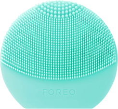 FOREO LUNA PLAY PLUS 2 SILICONE FACIAL CLEANSING BRUSH & FACE EXFOLIATOR