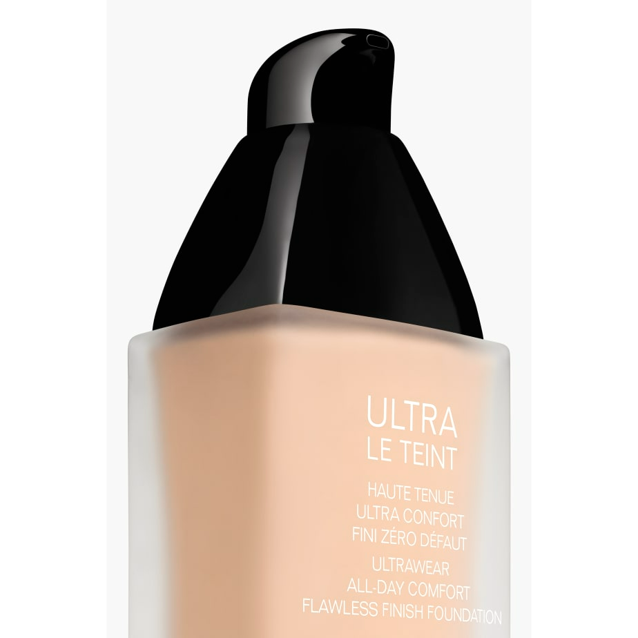 CHANEL ULTRA LE TEINT ULTRAWEAR ALL DAY COMFORT FLAWLESS FINISH FOUNDATION - BR12