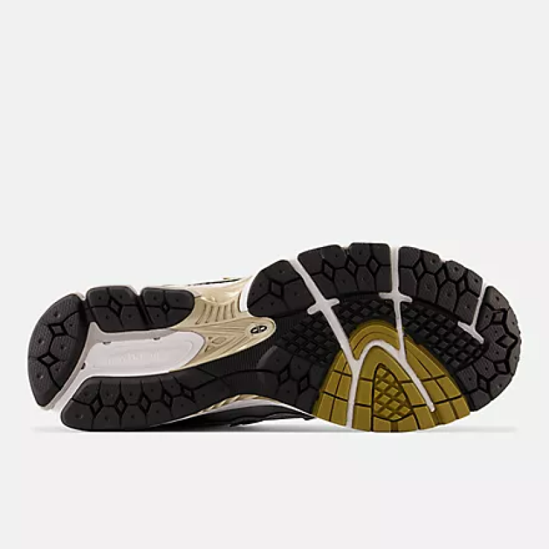NEW BALANCE UNISEX 1906R - METALLIC SILVER WITH METALLIC GOLD