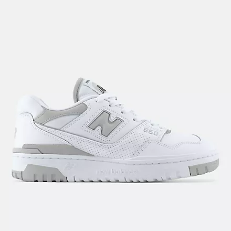 NEW BALANCE WOMEN'S 550 - WHITE WITH RAINCLOUD