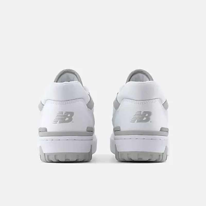 NEW BALANCE WOMEN'S 550 - WHITE WITH RAINCLOUD