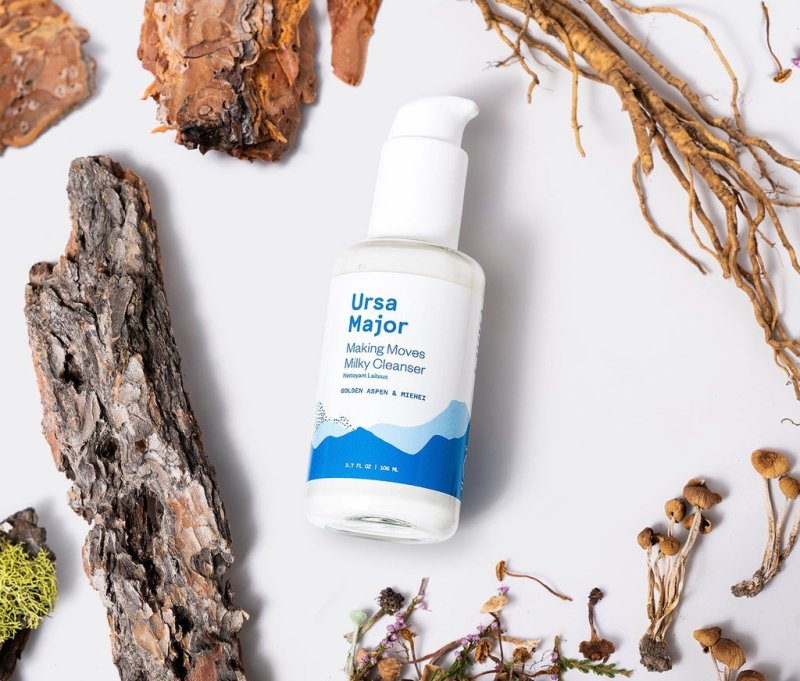 URSA MAJOR MAKING MOVES MILKY CLEANSER