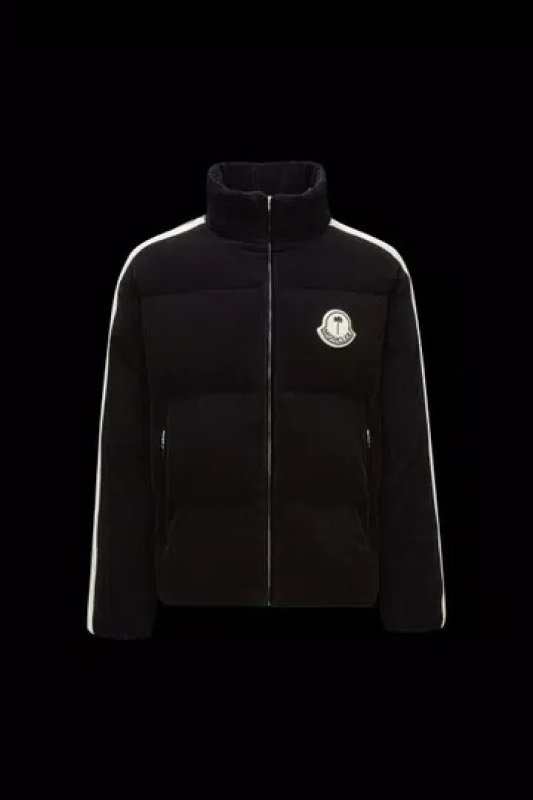 MONCLER RAMSAU SHORT DOWN JACKET - BLACK