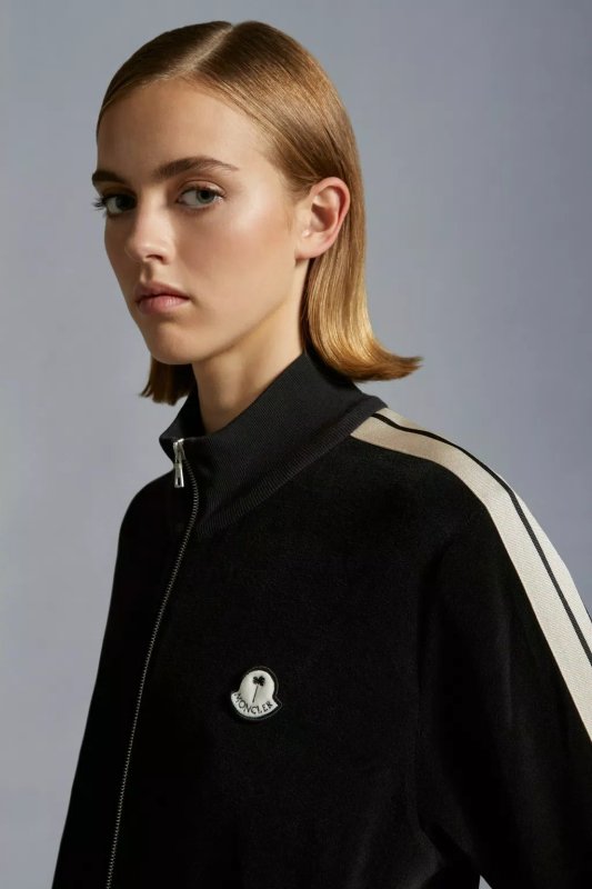 MONCLER CHENILLE ZIP UP SWEATSHIRT - BLACK