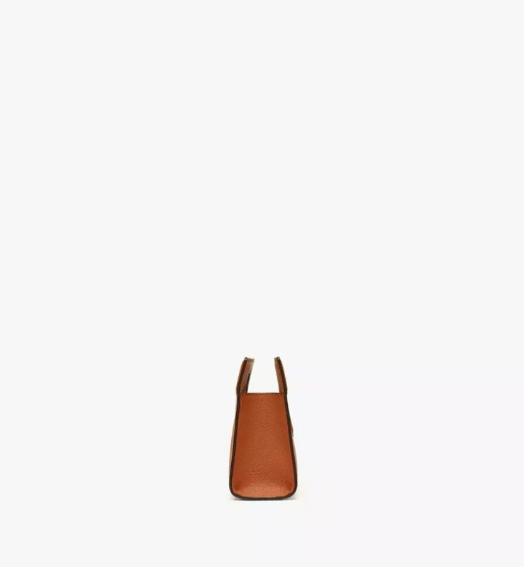 MCM DIAMOND TOTE IN EMBOSSED LEATHER - COGNAC