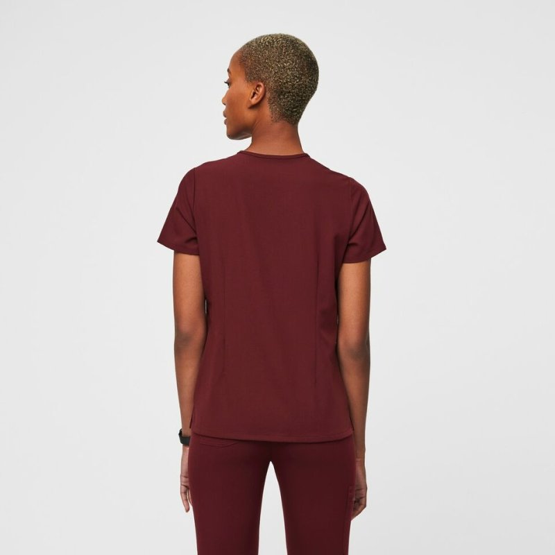 FIGS CATARINA ONE-POCKET SCRUB TOP - BURGUNDY