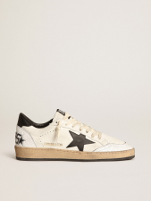 GOLDEN GOOSE MEN'S BALL STAR IN WHITE NAPPA WITH BLACK STAR