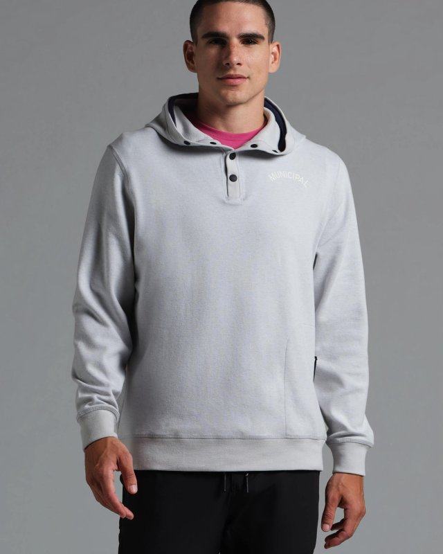 MUNICIPAL CORDLESS SNAP HOODIE - CREAM