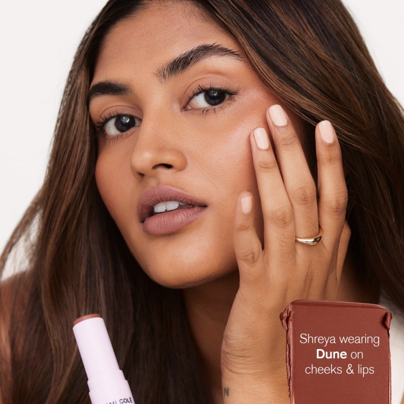 AMI COLE DESERT DATE CREAM MULTISTICK - DUNE
