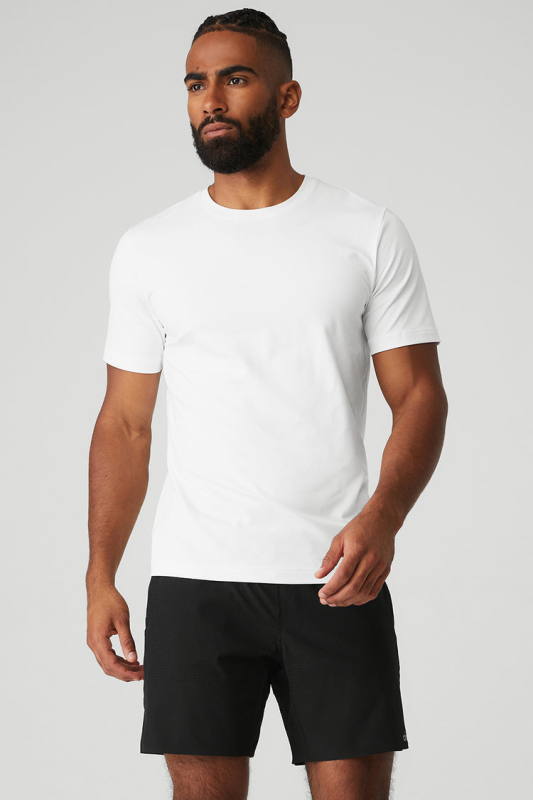 ALO YOGA CONQUER REFORM CREWNECK SHORT SLEEVE - WHITE