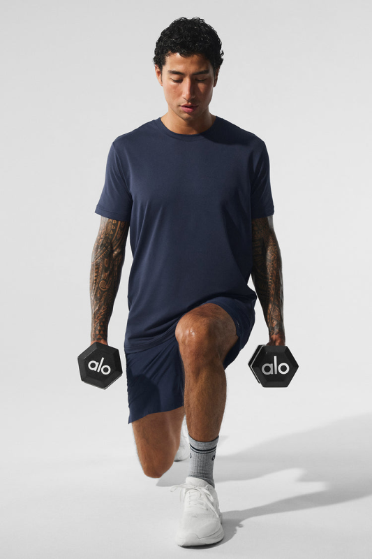 ALO YOGA CONQUER REFORM CREWNECK SHORT SLEEVE - NAVY