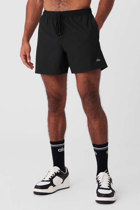 ALO YOGA 7" CIRCUIT SHORT - BLACK