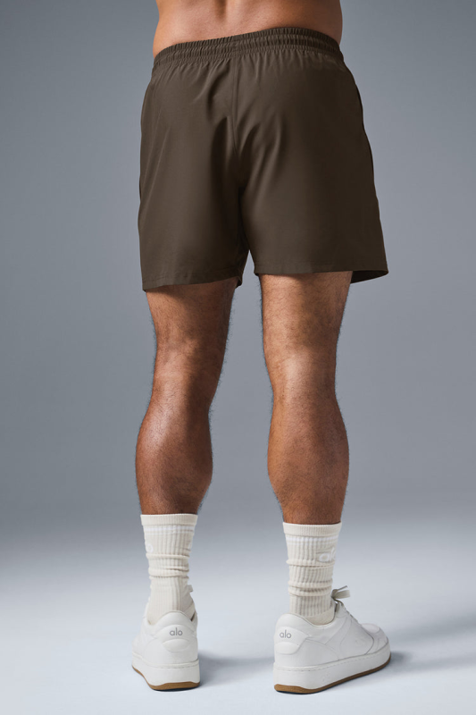 ALO YOGA 7" CIRCUIT SHORT - ESPRESSO