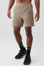 ALO YOGA 7'' REPETITION SHORT - GRAVEL