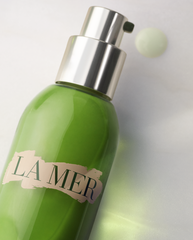 LA MER THE REVITALIZING HYDRATING SERUM 1 OZ.