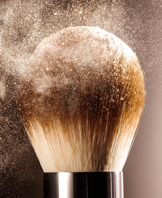 LA MER THE POWDER BRUSH