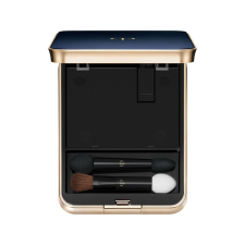 CLE DE PEAU BEAUTE EYE COLOR QUAD CASE & APPLICATORS