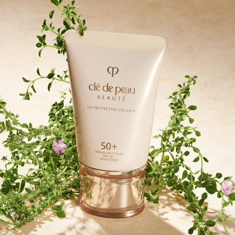 Cle de Peau Beaute UV Protective Cream SPF 50+ | Amerikasepetim