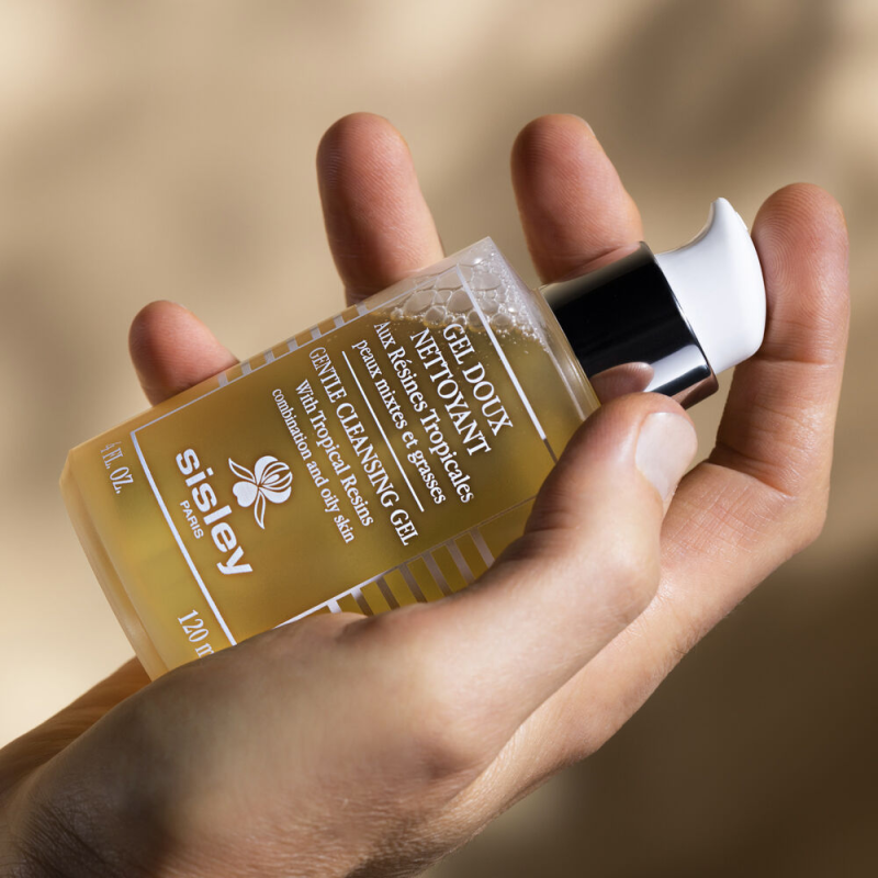 SISLEY PARIS GENTLE CLEANSING GEL WITH TROPICAL RESINS