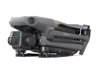 DJI MAVIC 3 FLY MORE COMBO