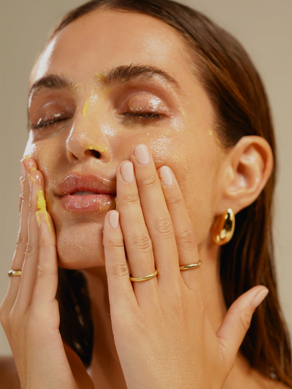 TRUE BOTANICALS GINGER TURMERIC CLEANSING BALM