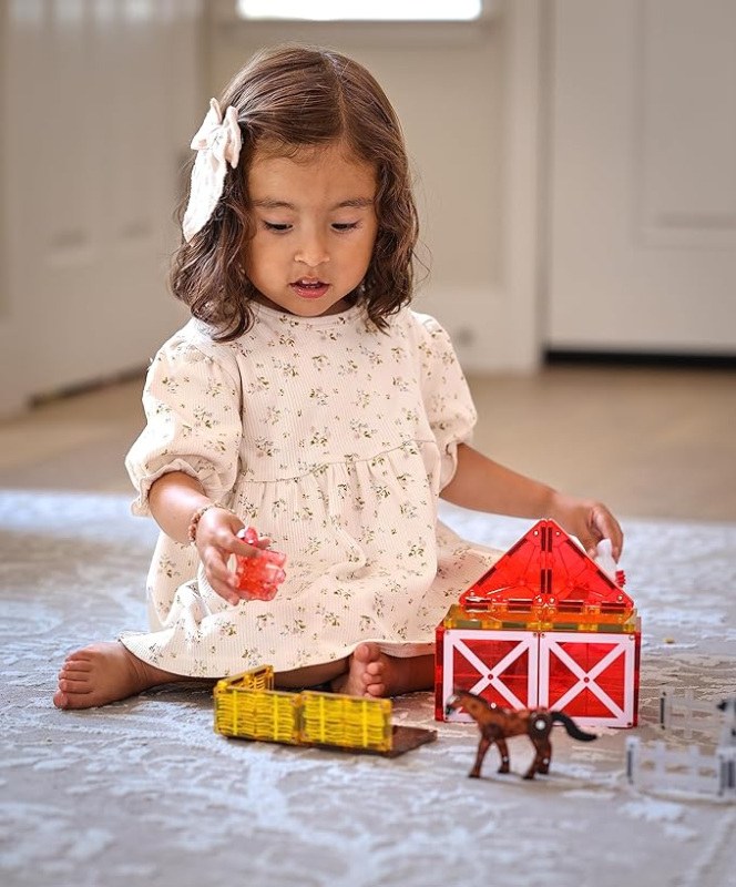 MAGNA-TILES FARM ANIMALS 25-PIECE MAGNETIC CONSTRUCTION SET, THE ORIGINAL MAGNETIC BUILDING BRAND