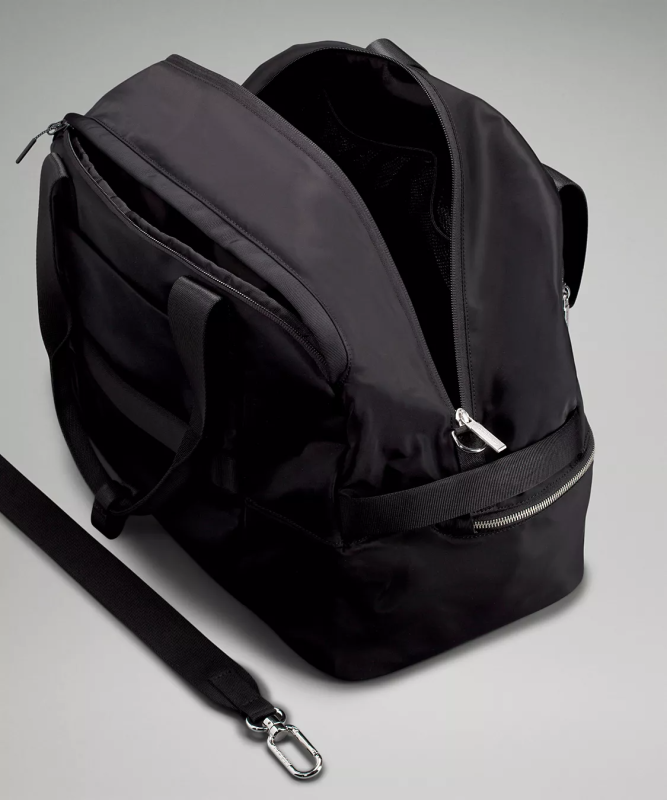 LULULEMON CITY ADVENTURER DUFFLE BAG 29L