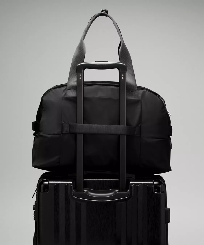 LULULEMON CITY ADVENTURER DUFFLE BAG 29L