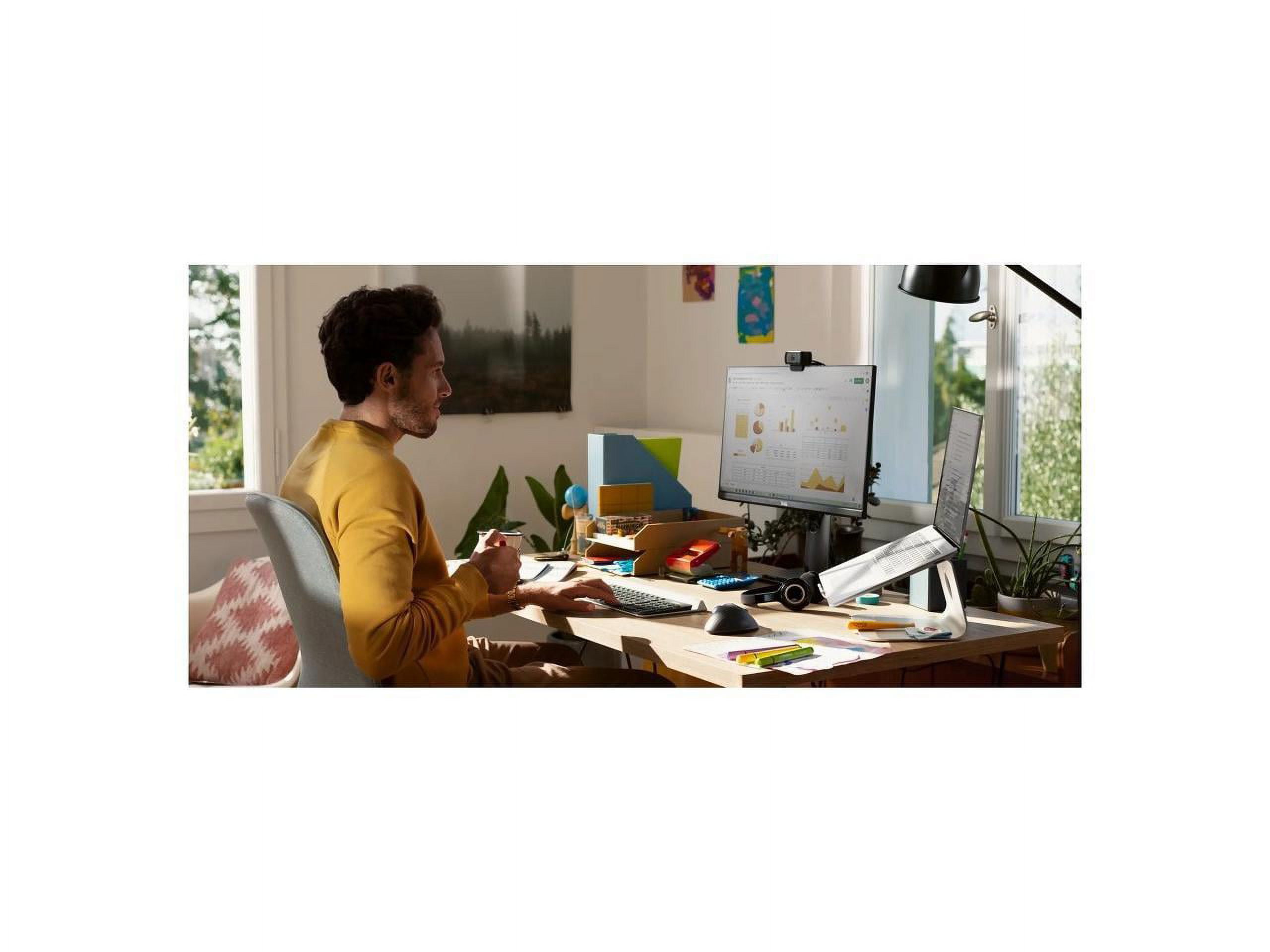 LOGITECH ERGO M575 WIRELESS TRACKBALL MOUSE EASY THUMB CONTROL PRECISION SMOOTH TRACKING ERGONOMIC COMFORT DESIGN WINDOWS PC MAC BLUETOOTH USB GRAPHITE.