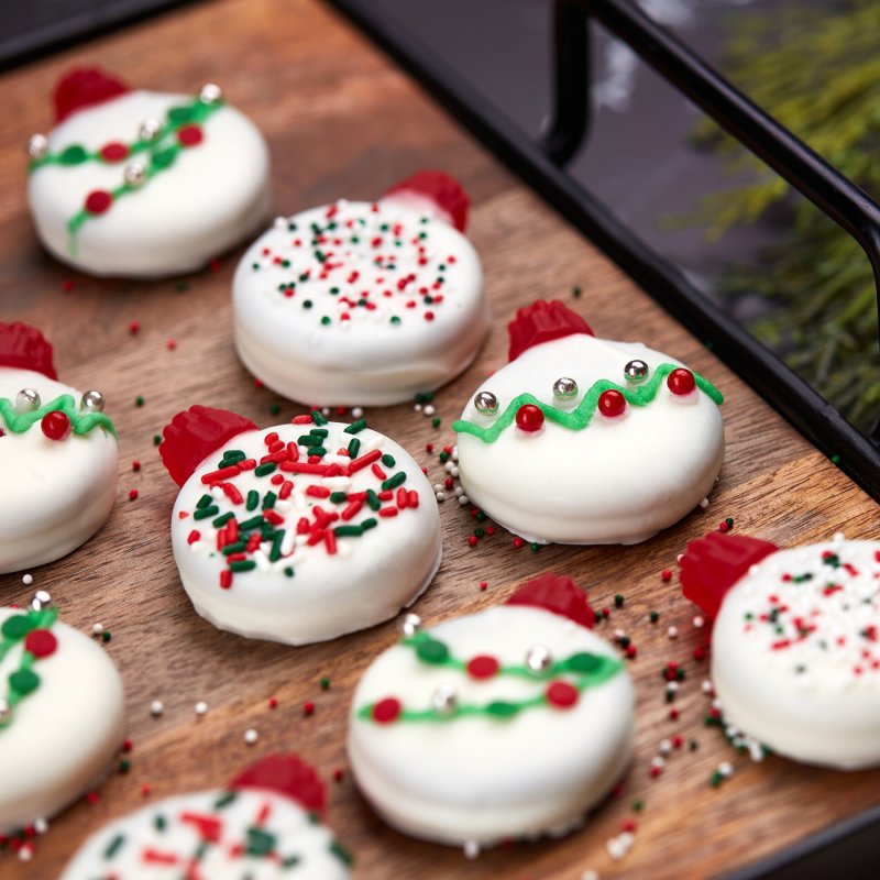 OREO WHITE FUDGE COVERED CHOCOLATE SANDWICH HOLIDAY COOKIES