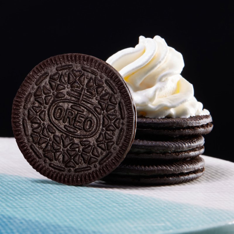 OREO THINS CHOCOLATE SANDWICH COOKIES