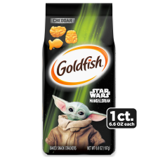 GOLDFISH STAR WARS MANDALORIAN CHEDDAR SNACK CRACKERS 6.6 OZ BAG