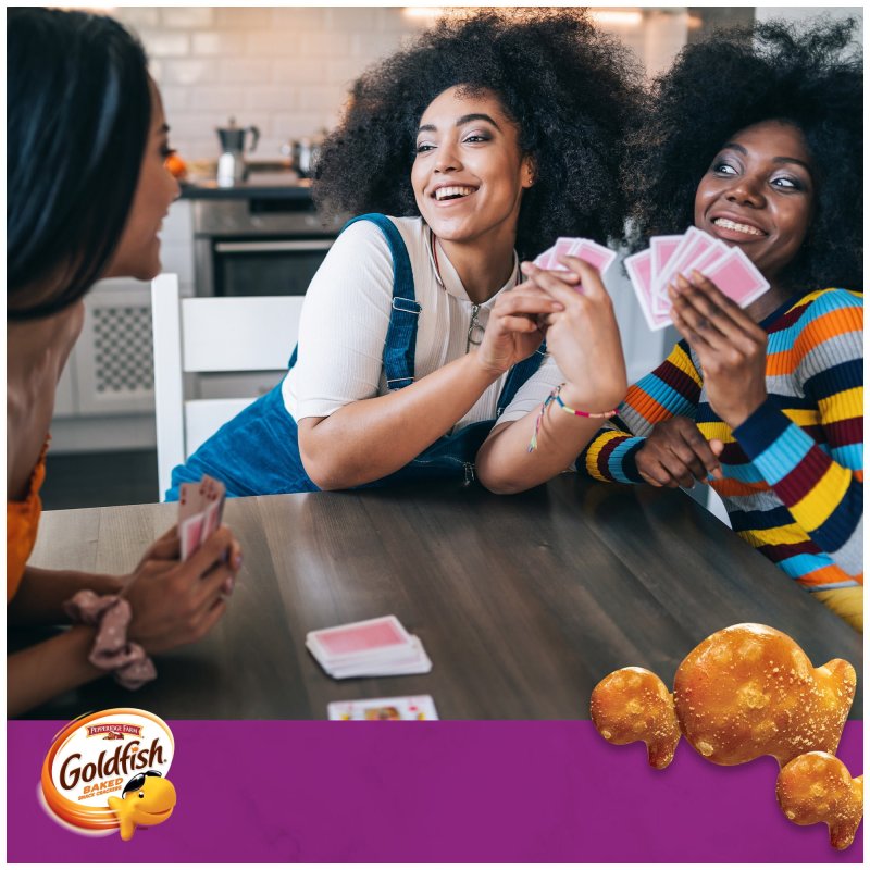 GOLDFISH PRETZEL SNACK CRACKERS 8 OZ BAG