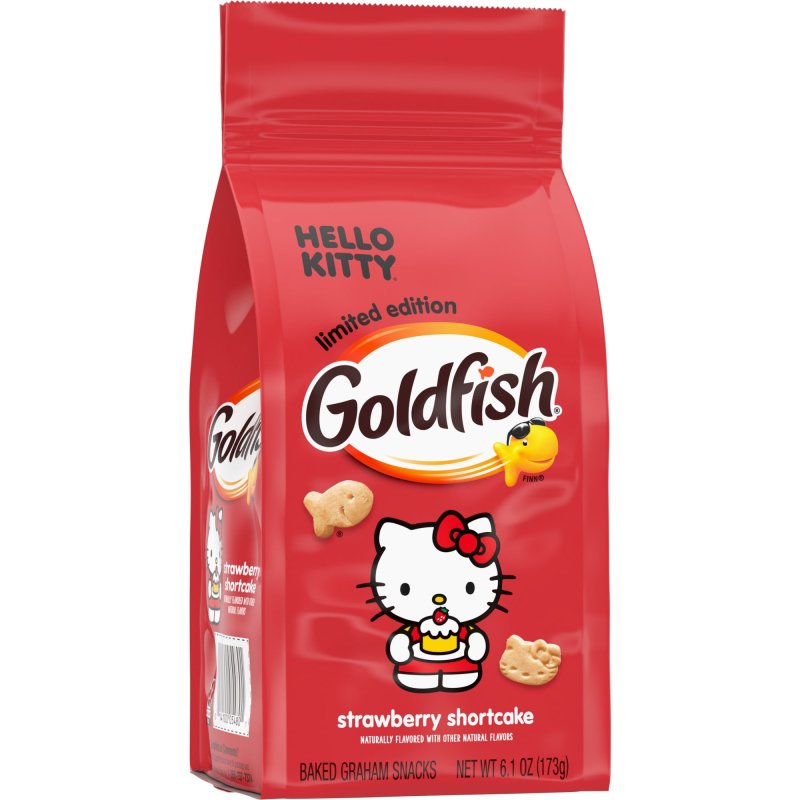 GOLDFISH HELLO KITTY STRAWBERRY SHORTCAKE FLAVORED GRAHAMS 6.1 OZ BAG