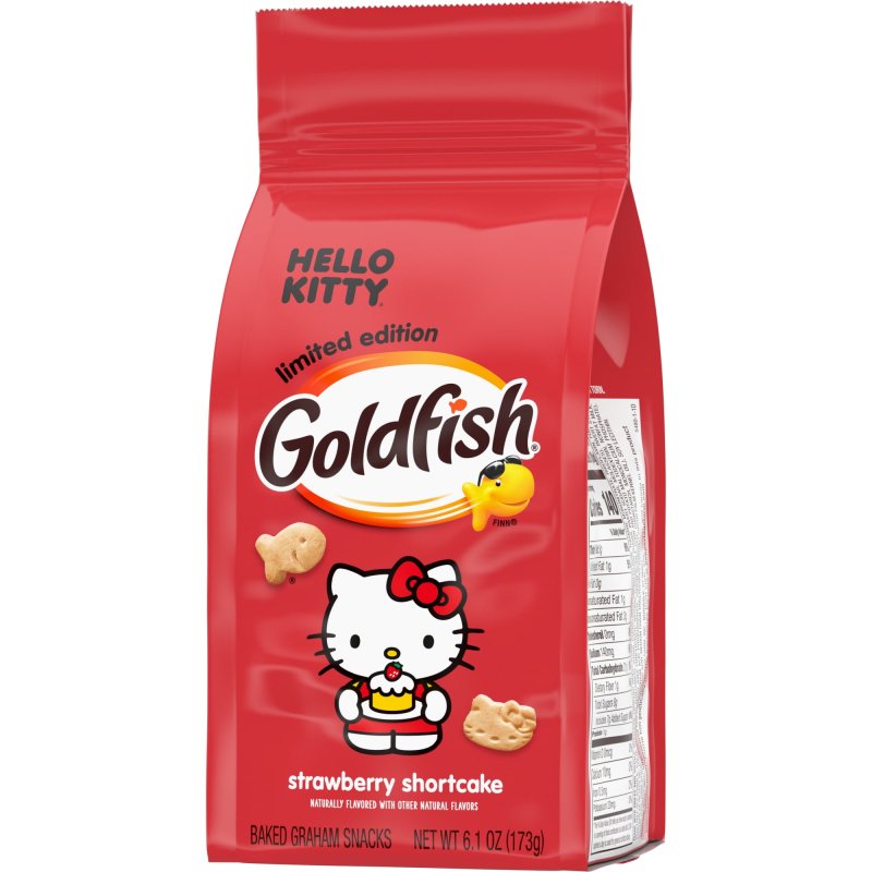 GOLDFISH HELLO KITTY STRAWBERRY SHORTCAKE FLAVORED GRAHAMS 6.1 OZ BAG