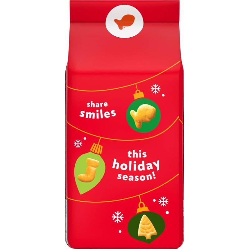 GOLDFISH HOLIDAY SHAPES CHEDDAR CRACKERS 6.6 OZ BAG