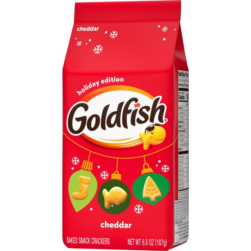 GOLDFISH HOLIDAY SHAPES CHEDDAR CRACKERS 6.6 OZ BAG