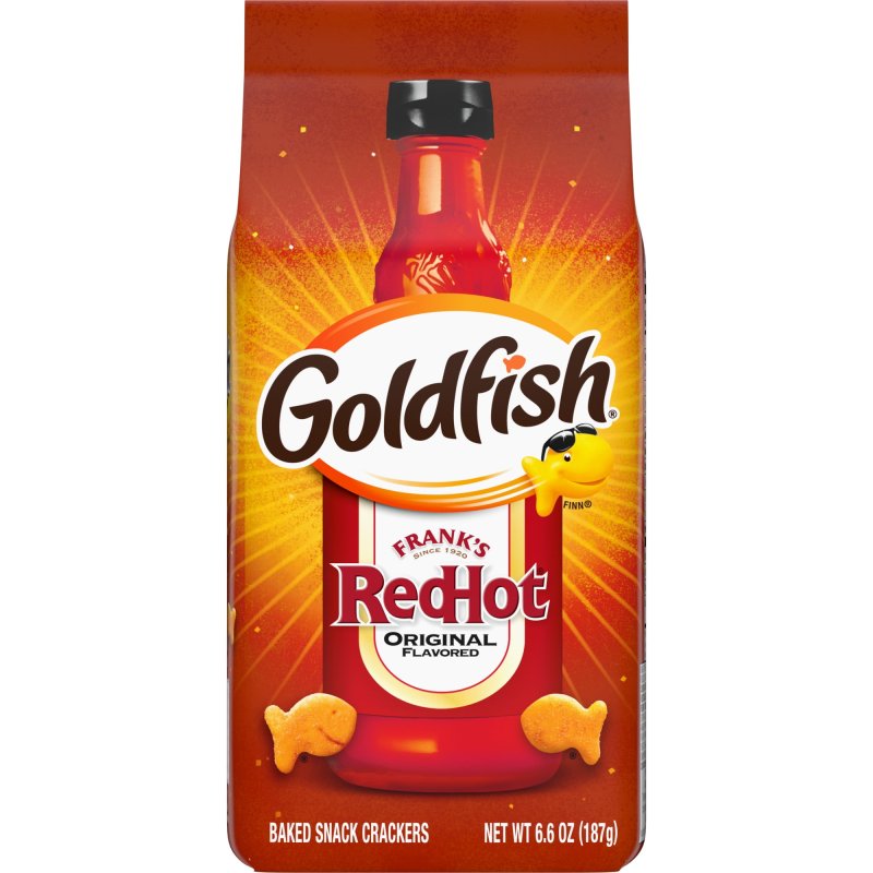 GOLDFISH CRACKERS FRANKS REDHOT SNACK CRACKERS 6.6 OZ BAG FOR SPICY SNACKING