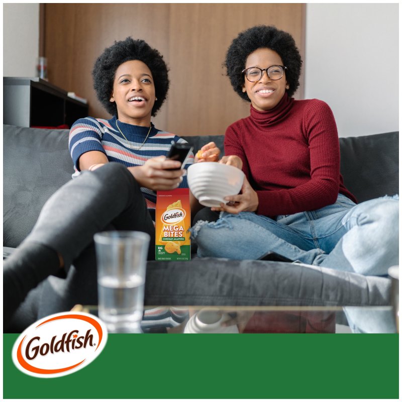 GOLDFISH MEGA BITES CHEDDAR JALAPENO CRACKERS 5.9 OZ BAG