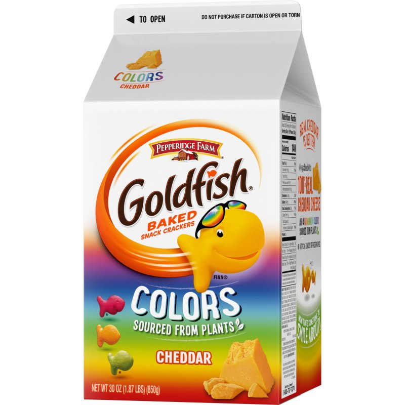 GOLDFISH CHEDDAR CHEESE BAKED SNACK CRACKERS 30 OZ CARTON