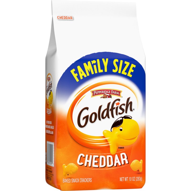 GOLDFISH FAMILY SIZE GOLDFISH CHEDDAR CRACKERS 10 OZ BAG