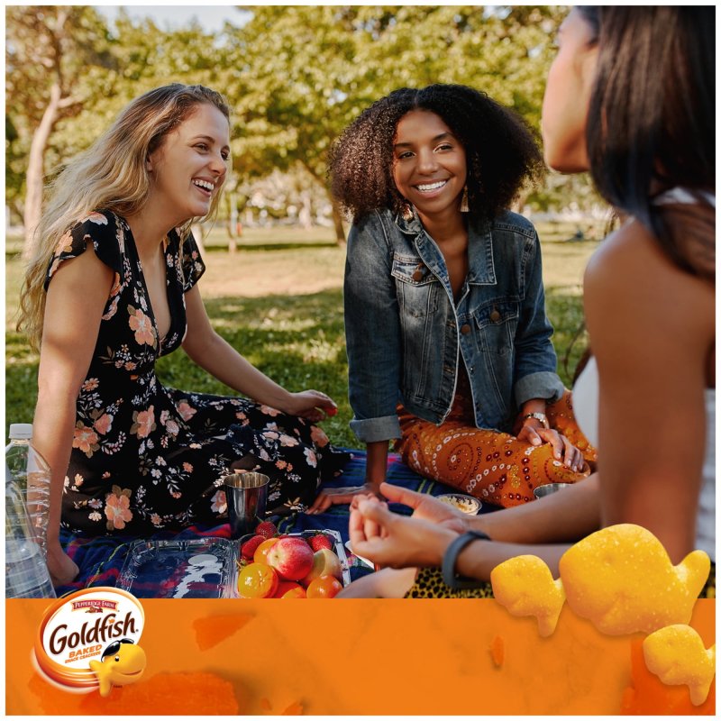 GOLDFISH CHEDDAR CHEESE CRACKERS 2 OZ 1PACK