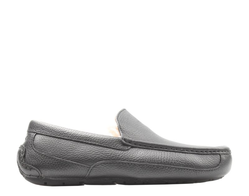 UGG AUSTRALIA ASCOT LEATHER MOCCASIN MENS SLIPPERS SIZE 7