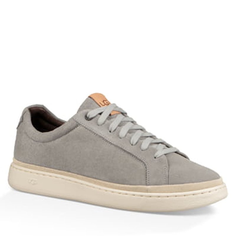 UGG CALI LOW TOP SNEAKER - STYLISH AND COMFORTABLE FOOTWEAR