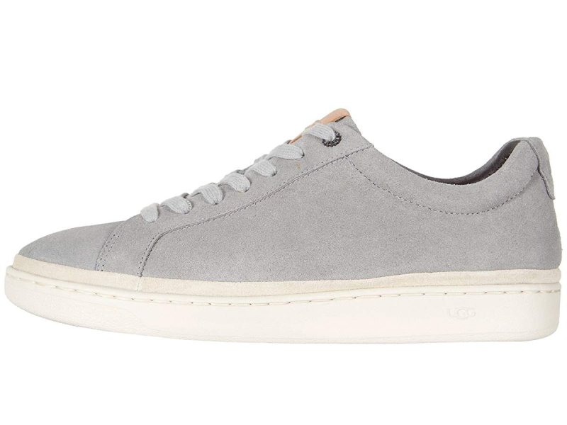 UGG CALI LOW TOP SNEAKER - STYLISH AND COMFORTABLE FOOTWEAR
