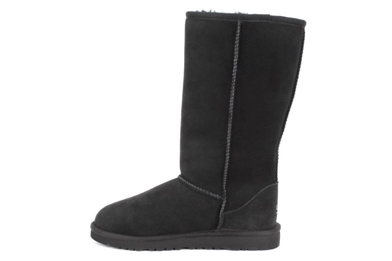 UGG AUSTRALIA KIDS CLASSIC SHORT BOOTS
