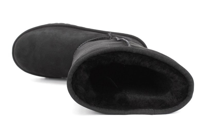 UGG AUSTRALIA KIDS CLASSIC SHORT BOOTS
