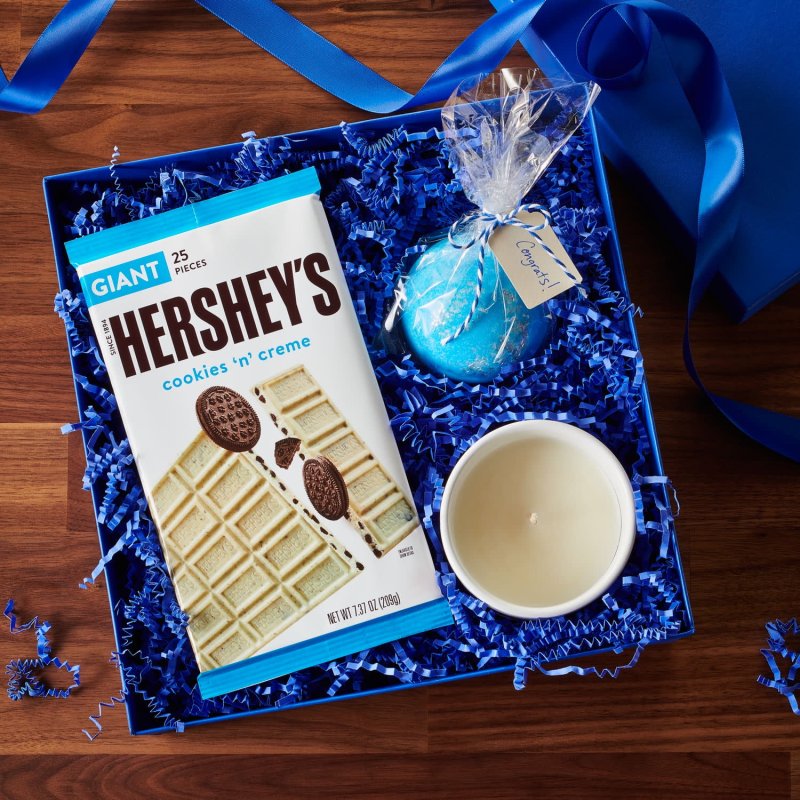 HERSHEYS COOKIES N CREME GIANT CANDY BARS 7.37 OZ 25 PIECES
